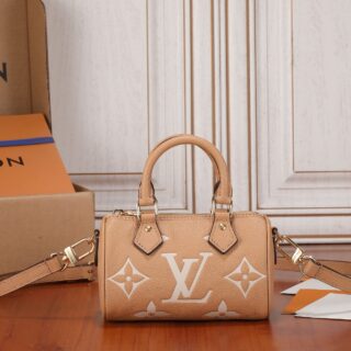 Empreinte evolution: Louis Vuitton's newest Speedy  Louis vuitton speedy  bandouliere, Discount louis vuitton, Louis vuitton handbags